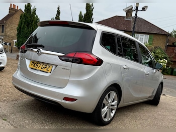 Used Vauxhall Zafira Tourer 2017 for sale - 75325814: Photo