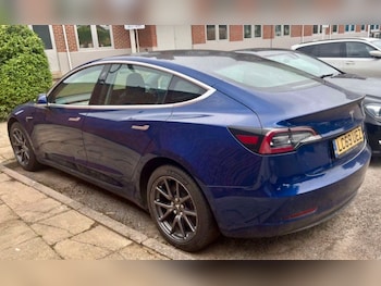 Used Tesla Model 3 2019 for sale - 75597416: Photo