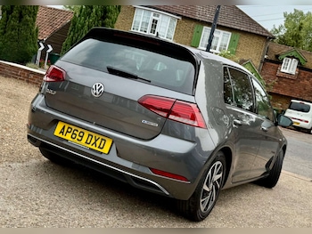 Used Volkswagen Golf 2019 for sale - 75254132: Photo