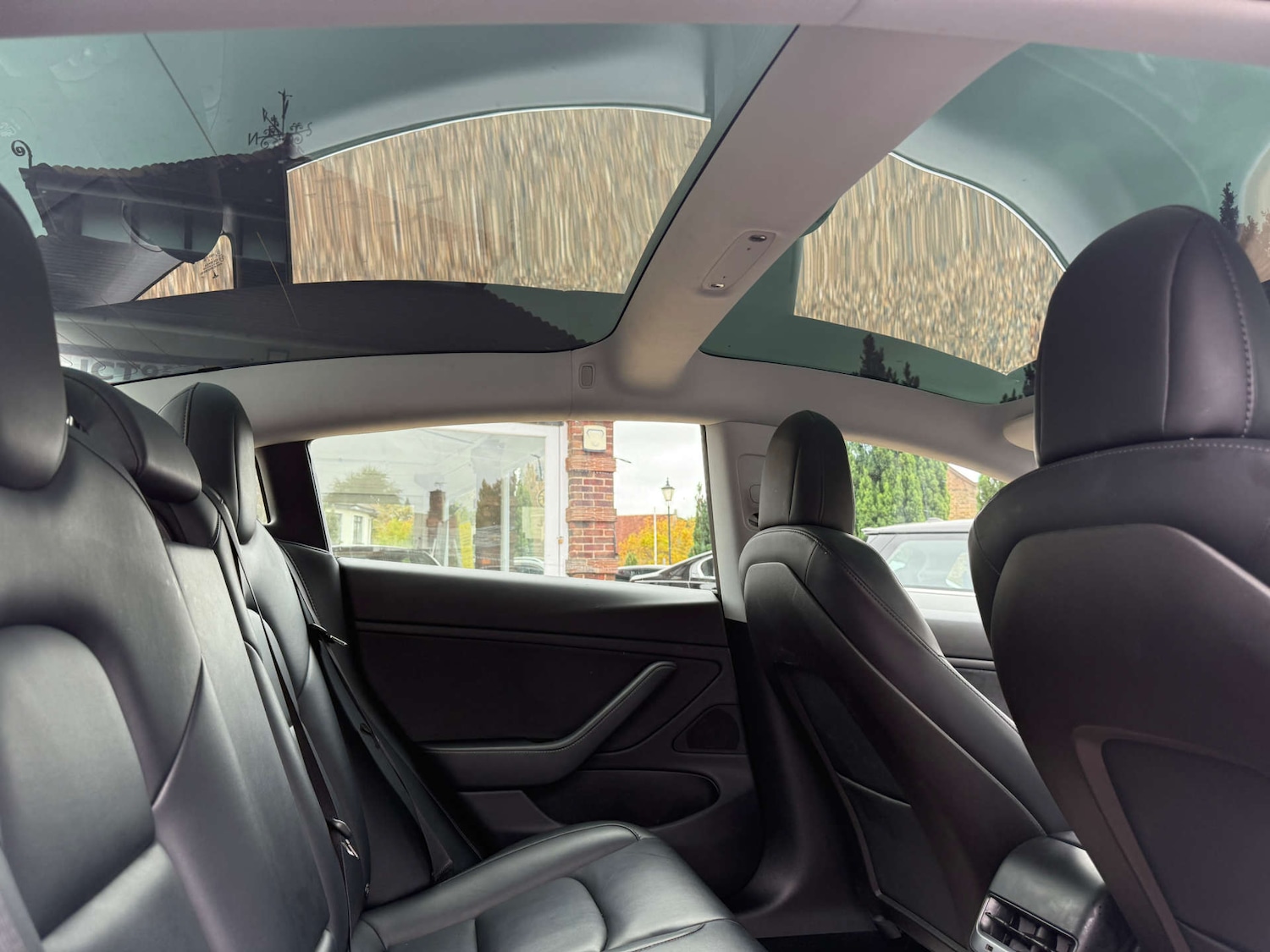 Used Tesla Model 3 2019 for sale - 75944735: Photo 15