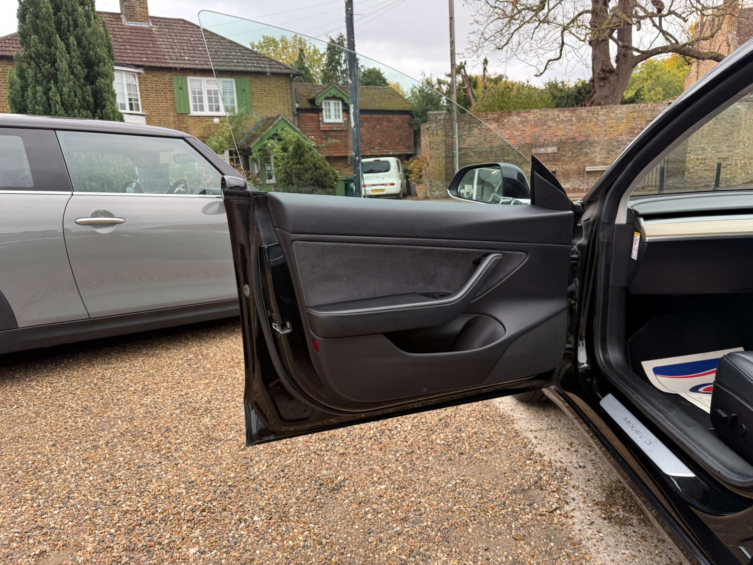 Used Tesla Model 3 2019 for sale - 75944735: Photo 21