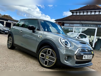 Used MINI Hatch 2020 for sale - 76451758: Photo
