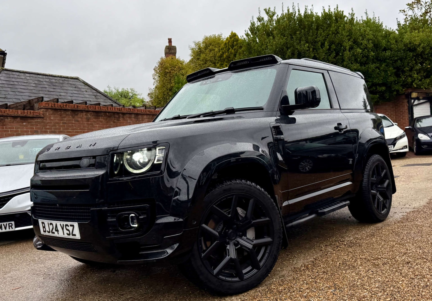 Used Land Rover Defender 2024 for sale - 76412007: Photo 11