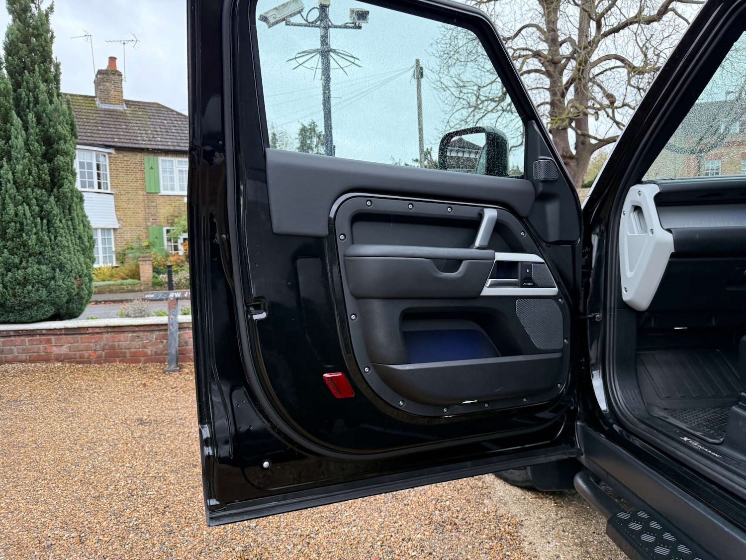 Used Land Rover Defender 2024 for sale - 76412007: Photo 16