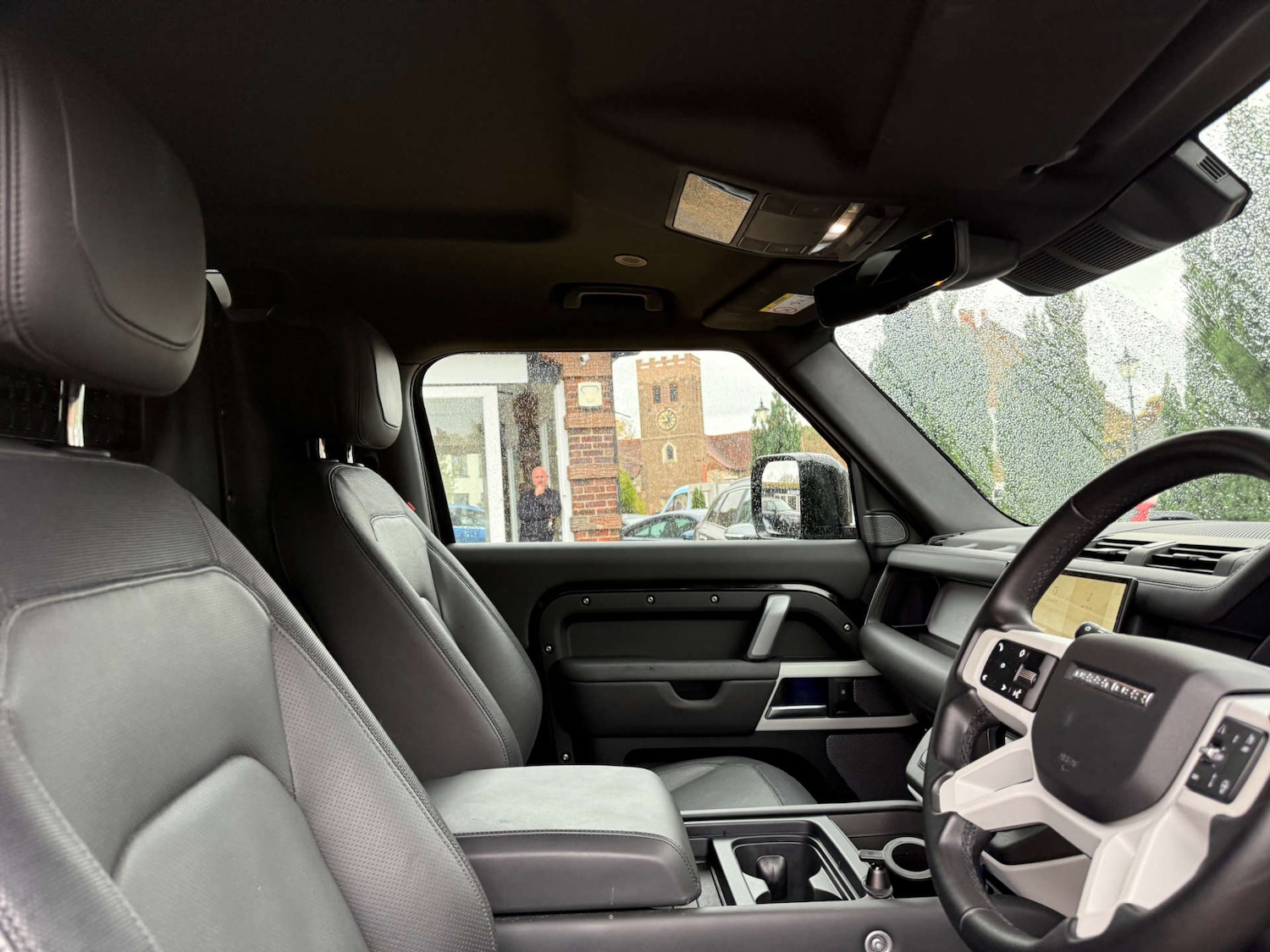 Used Land Rover Defender 2024 for sale - 76412007: Photo 18