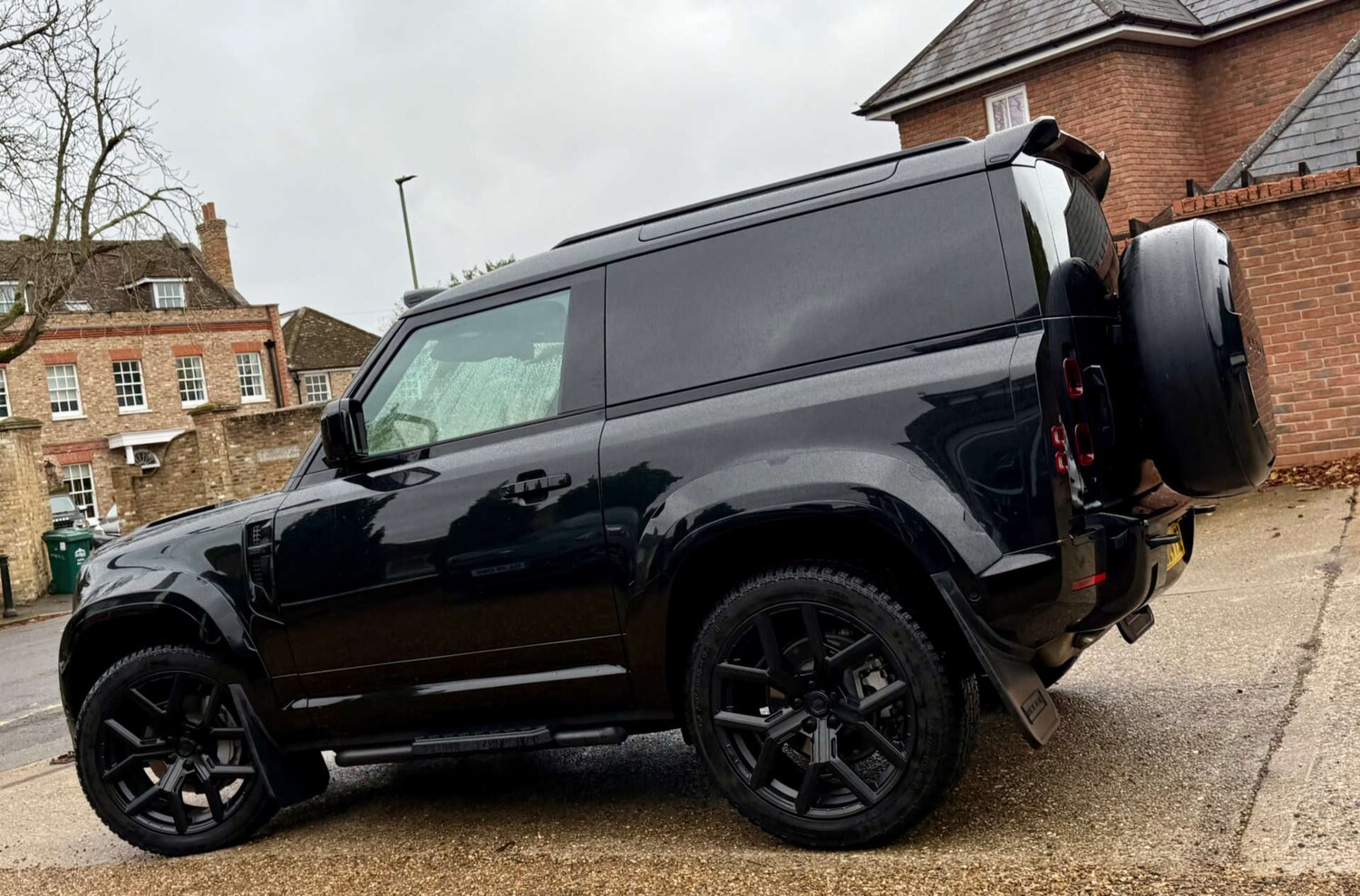 Used Land Rover Defender 2024 for sale - 76412007: Photo 25