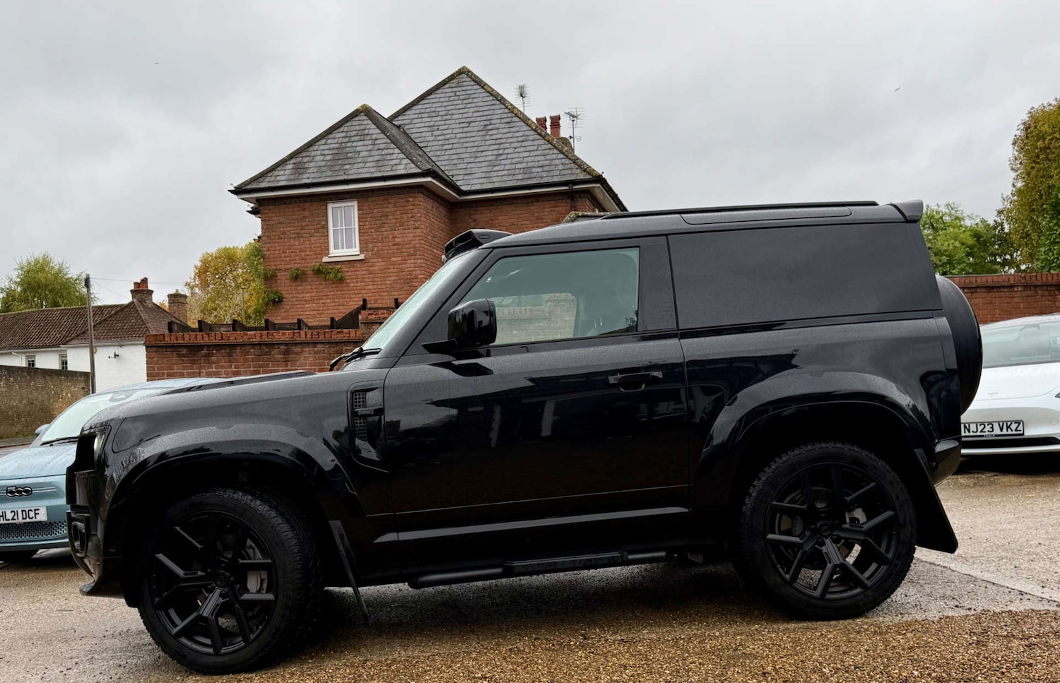 Used Land Rover Defender 2024 for sale - 76412007: Photo 26