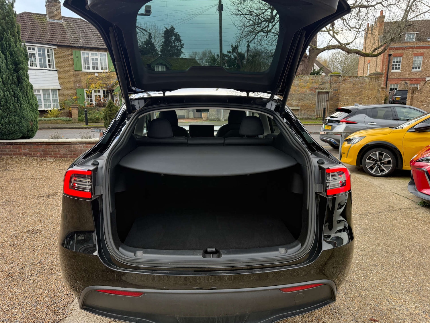 Used Tesla Model Y 2023 for sale - 77022634: Photo 5