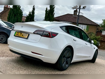 Used Tesla Model 3 2021 for sale - 79080605: Photo