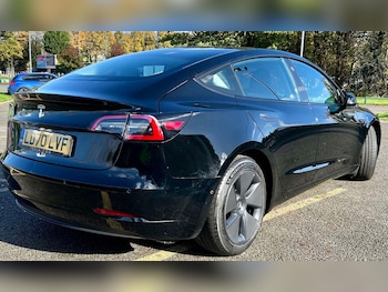 Used Tesla Model 3 2020 for sale - 76973902: Photo