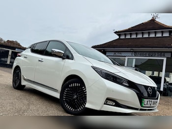 2022 - Leaf Tekna 5dr