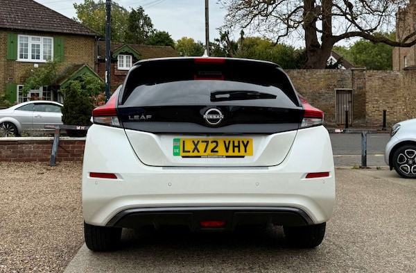 Used Nissan Leaf 2022 for sale - 76115754: Photo 4