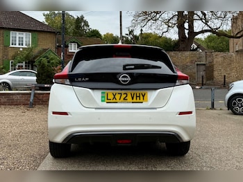 Used Nissan Leaf 2022 for sale - 76115754: Photo 4