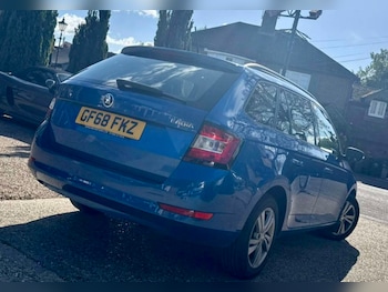 Used Skoda Fabia 2018 for sale - 75895905: Photo