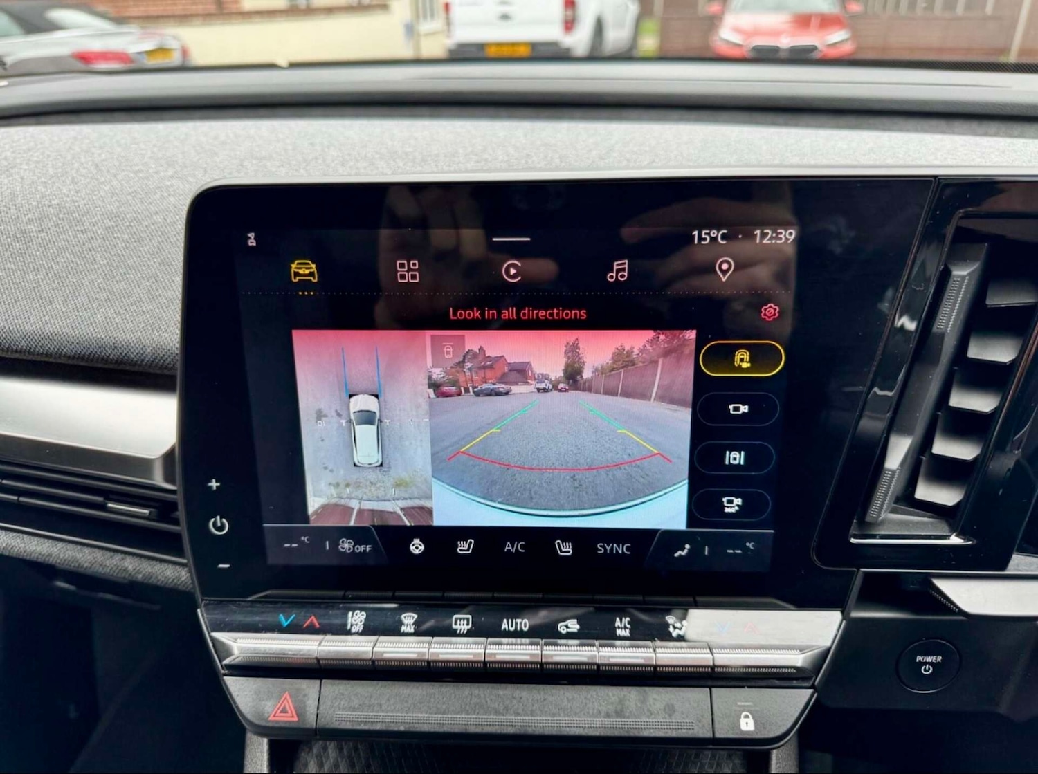 Used Renault Megane E Tech 2024 for sale - 76493576: Photo 5