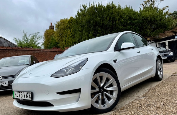 Used Tesla Model 3 2023 for sale - 76176987: Photo 10
