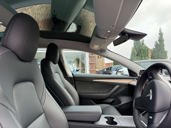 Used Tesla Model 3 2023 for sale - 76176987: Photo 13