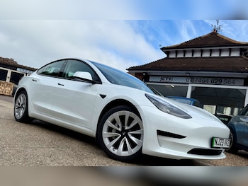 Tesla - Model 3