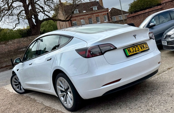 Used Tesla Model 3 2023 for sale - 76176987: Photo 27