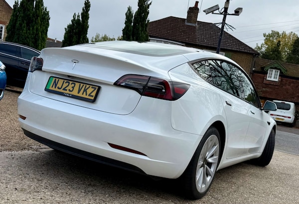 Used Tesla Model 3 2023 for sale - 76176987: Photo 3