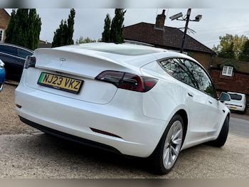 Used Tesla Model 3 2023 for sale - 76176987: Photo 3
