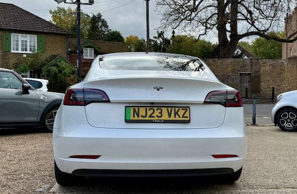 Used Tesla Model 3 2023 for sale - 76176987: Photo 4