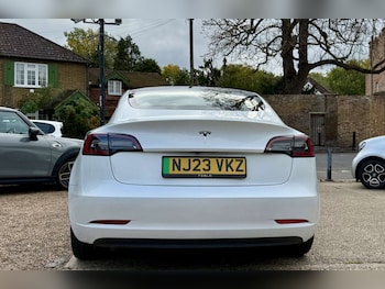 Used Tesla Model 3 2023 for sale - 76176987: Photo 4