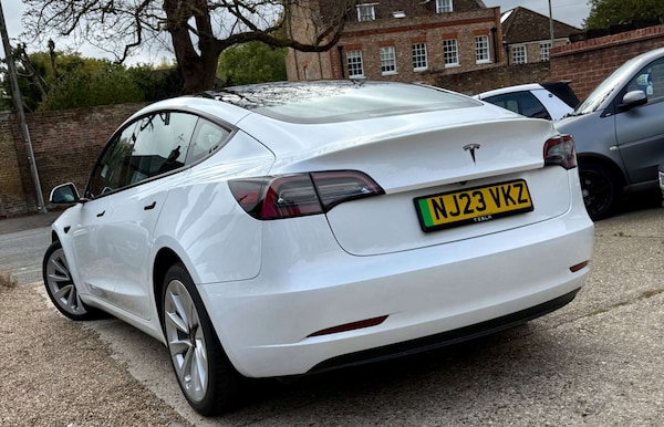Used Tesla Model 3 2023 for sale - 76176987: Photo 5