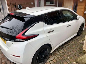 Used Nissan Leaf 2023 for sale - 75673595: Photo