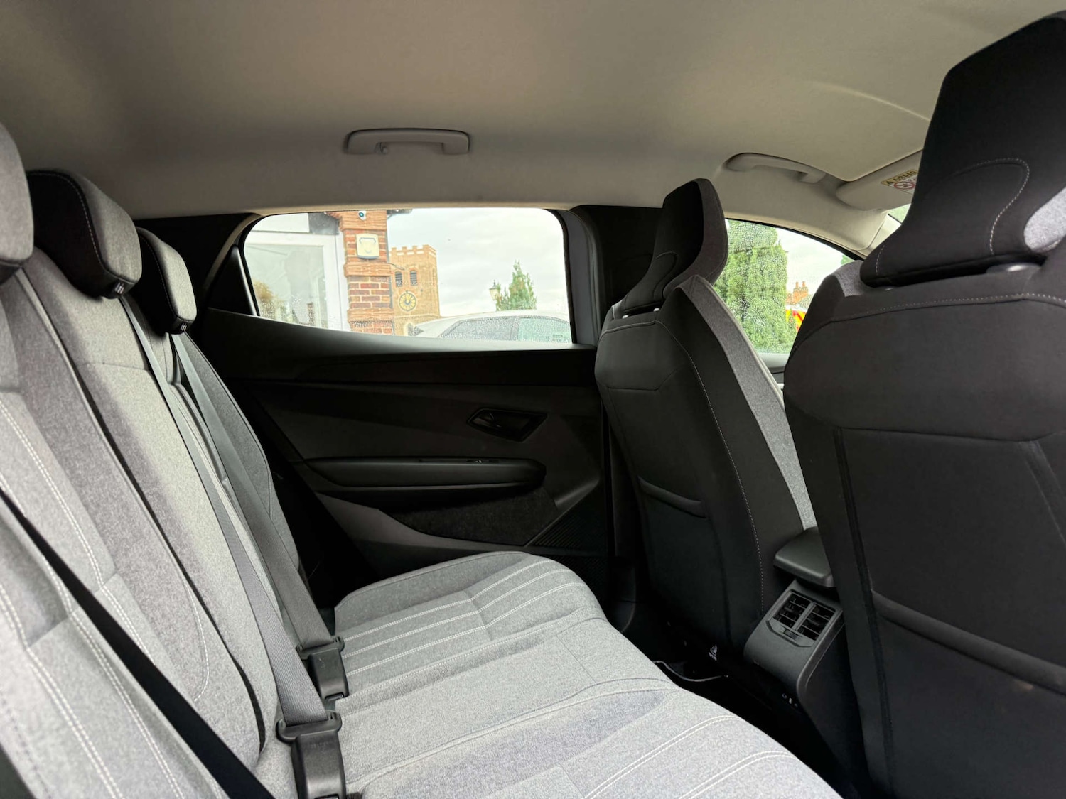 Used Renault Megane 2024 for sale - 76560180: Photo 32