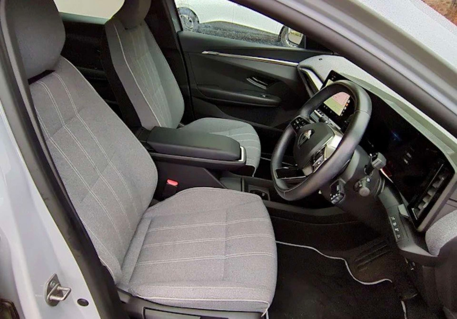 Used Renault Megane 2024 for sale - 76560180: Photo 5