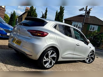 Used Renault Clio 2019 for sale - 75901374: Photo