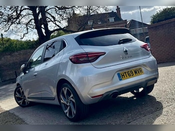 Used Renault Clio 2019 for sale - 75901374: Photo