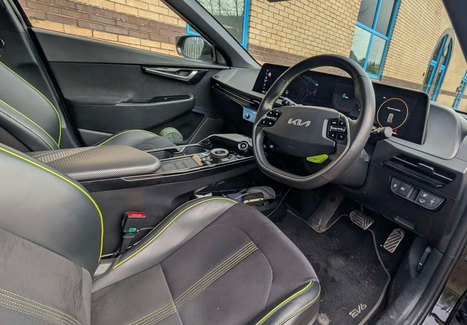 Used Kia EV6 2023 for sale - 77693748: Photo 3