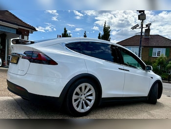 Used Tesla Model X 2020 for sale - 79329779: Photo