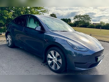 Used Tesla Model Y 2023 for sale - 79142637: Photo