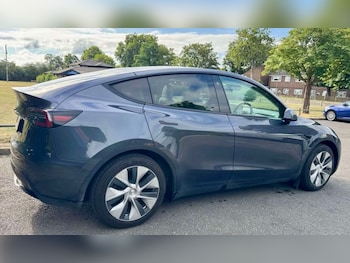 Used Tesla Model Y 2023 for sale - 79142637: Photo
