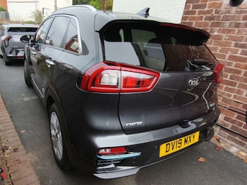 Used Kia Niro 2019 for sale - 76518055: Photo