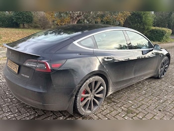 Used Tesla Model 3 2020 for sale - 76507180: Photo