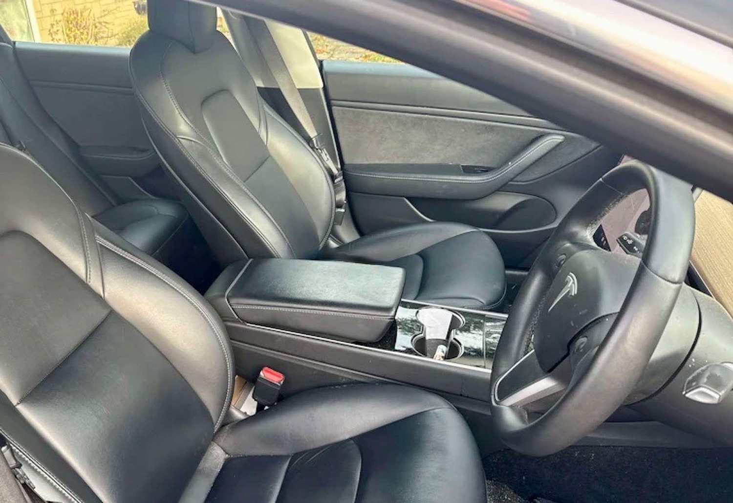 Used Tesla Model 3 2020 for sale - 76507180: Photo 4