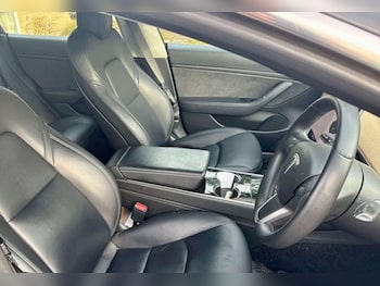 Used Tesla Model 3 2020 for sale - 76507180: Photo