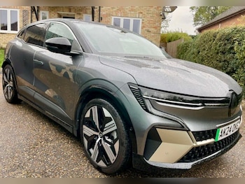 2024 - Megane Iconic Comfort Range EV 5dr
