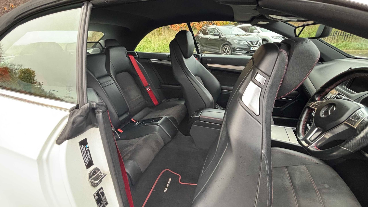 Used Mercedes-Benz E Class for sale - 77861661: Photo 16