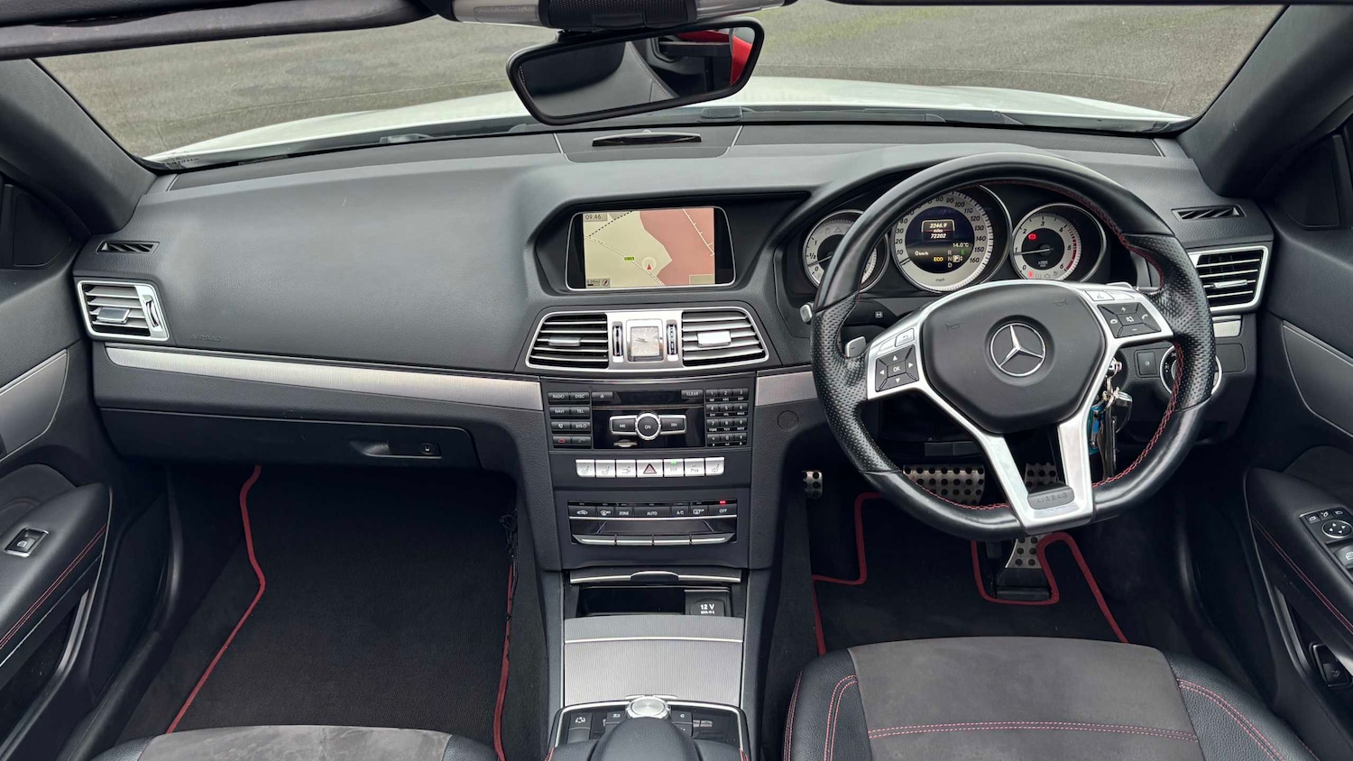 Used Mercedes-Benz E Class for sale - 77861661: Photo 3