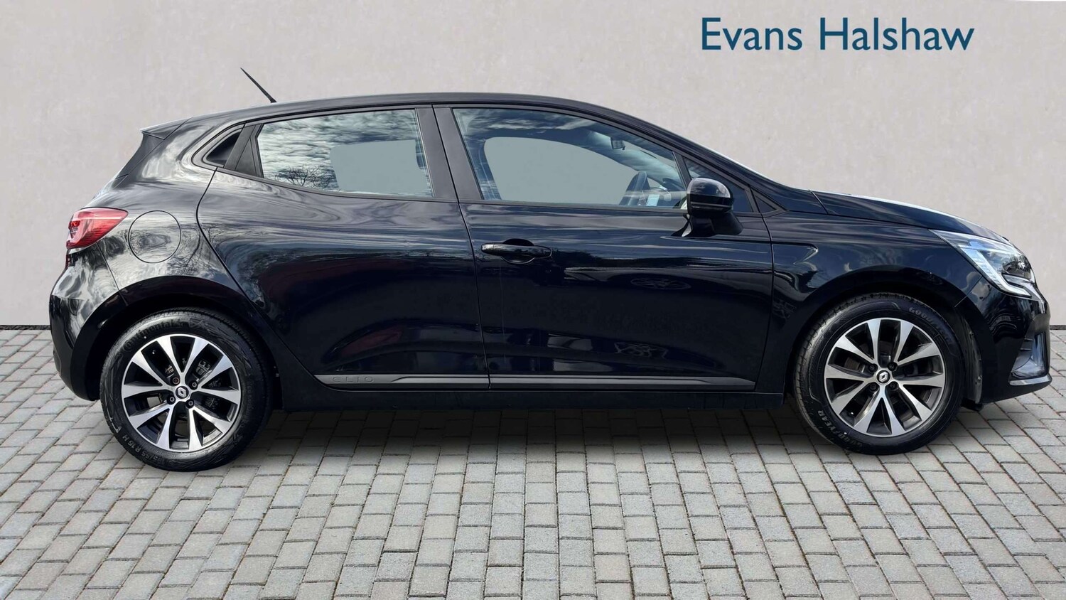 Used Renault Clio 2022 for sale - 78037620: Photo 6