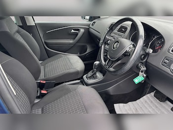 Used Volkswagen Polo 2017 for sale - 78564625: Photo