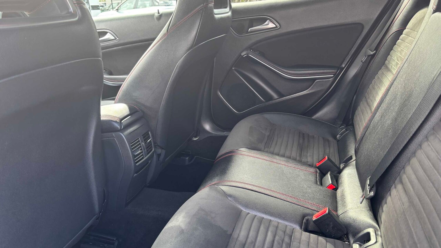 Used Mercedes-Benz GLA 2018 for sale - 78024399: Photo 10