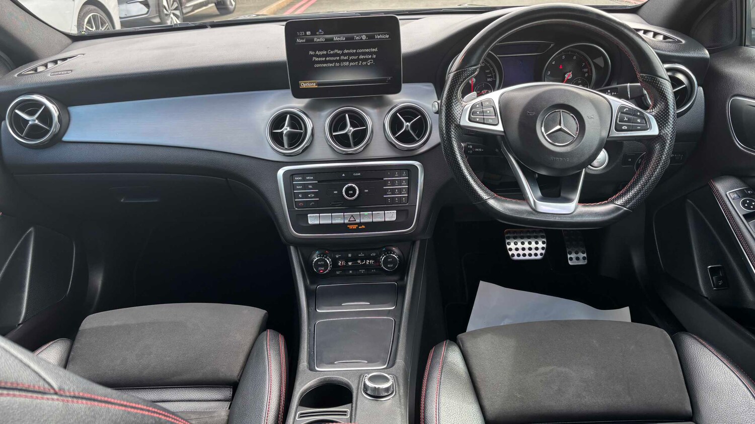 Used Mercedes-Benz GLA 2018 for sale - 78024399: Photo 8