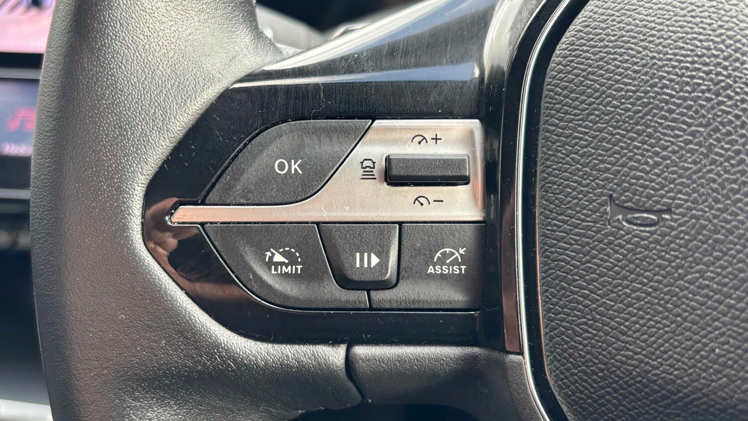 Used Peugeot 308 for sale - 77861413: Photo 17