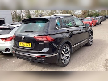 Used Volkswagen Tiguan 2017 for sale - 78625624: Photo